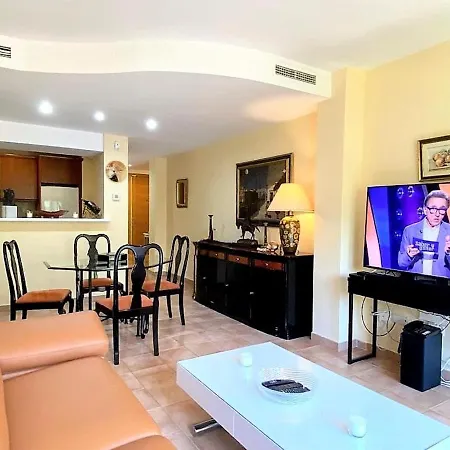 Great 2 Bedroom Rio Real Golf Apartment *