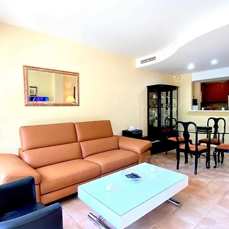 Great 2 Bedroom Rio Real Golf Marbella