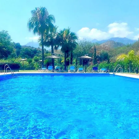 Great 2 Bedroom Rio Real Golf Apartment